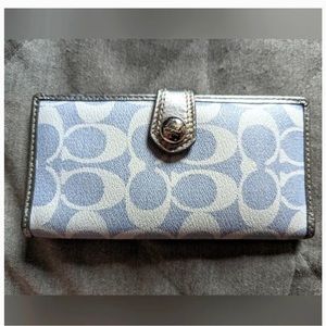 COACH Silver Blue-Grey wallet